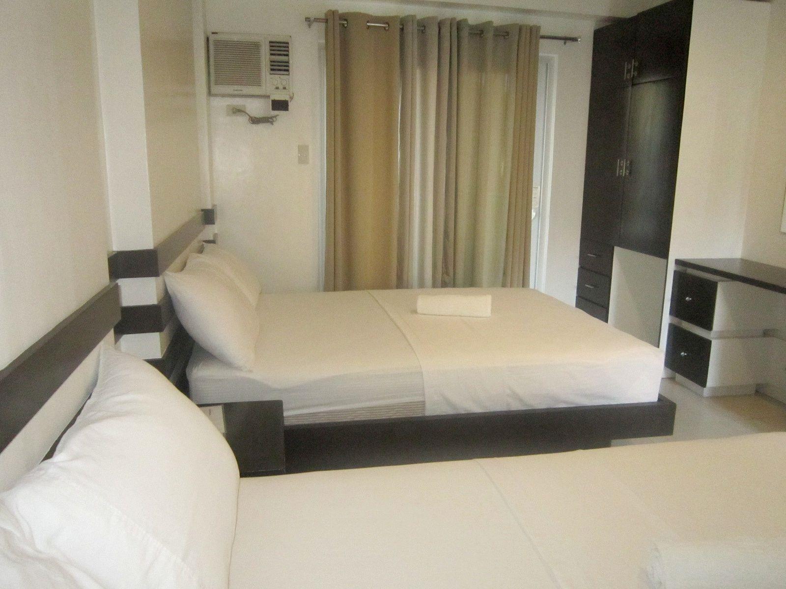 Lsm Square Residences Balabag  ภายนอก รูปภาพ