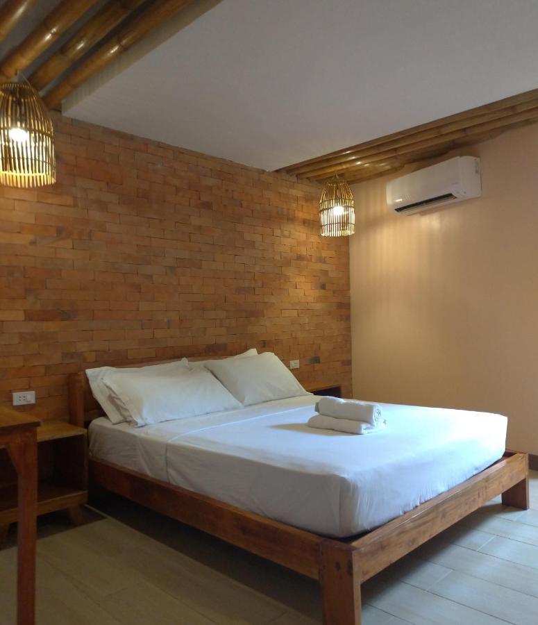 Lsm Square Residences Balabag  ภายนอก รูปภาพ